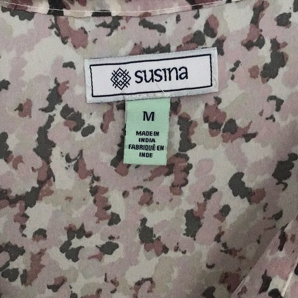 Cute top - Picture 2 of 5